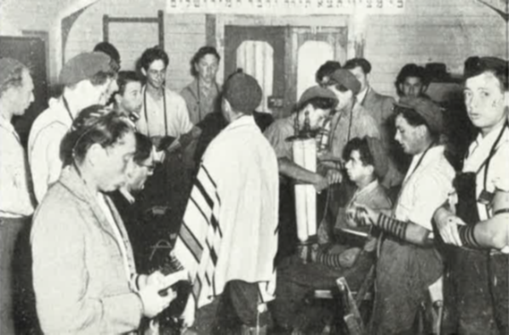 The Shacharit service at one of the early Bachad gatherings